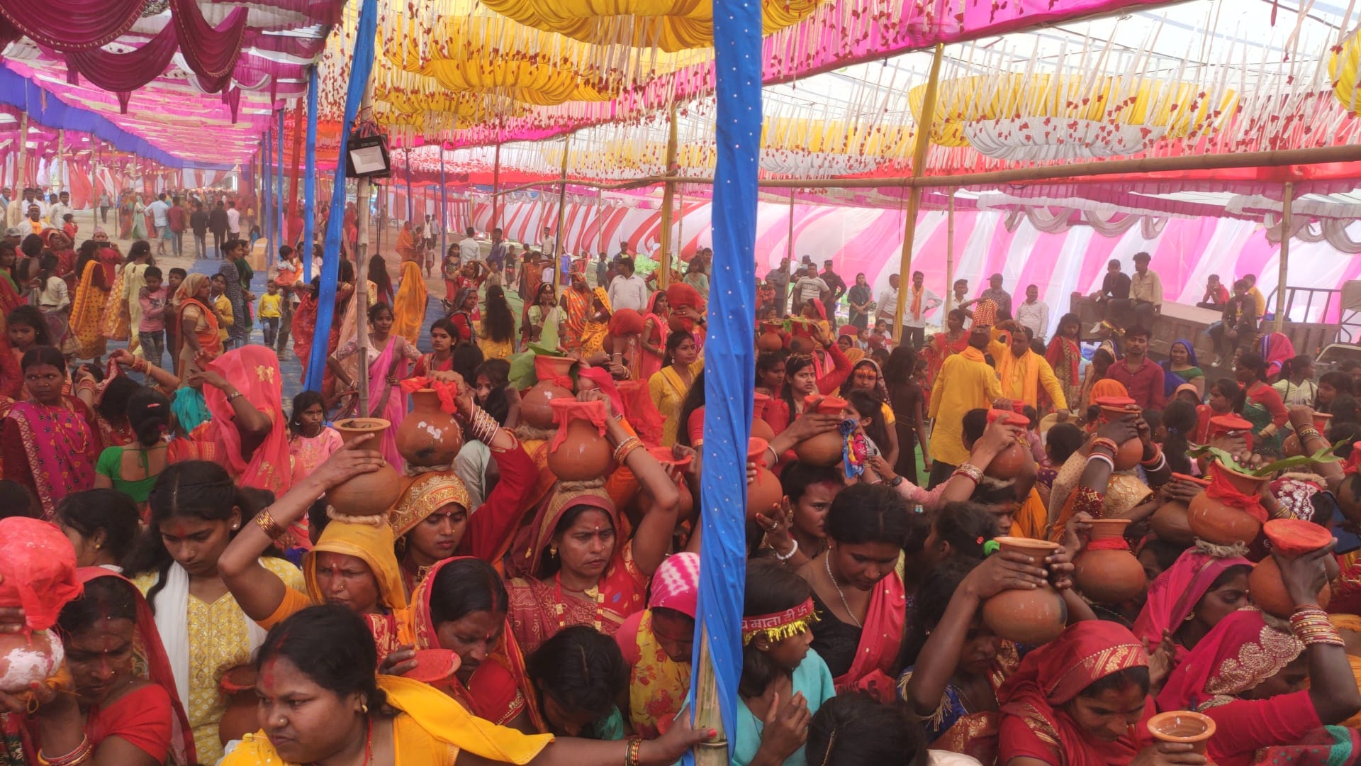 राम कथा प्रवचन तथा अखण्ड महायज्ञ सुरु, तीन हजार महिला कलश यात्रामा भए सहभागि