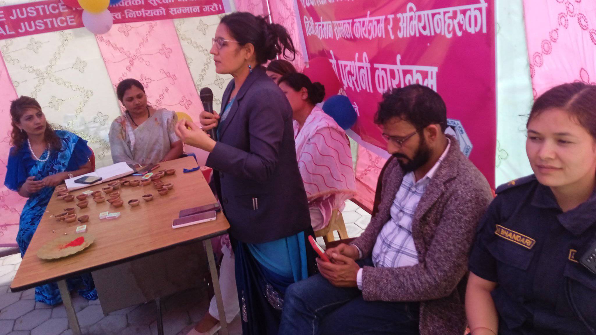 महिलाको समान पहुचमा जोड