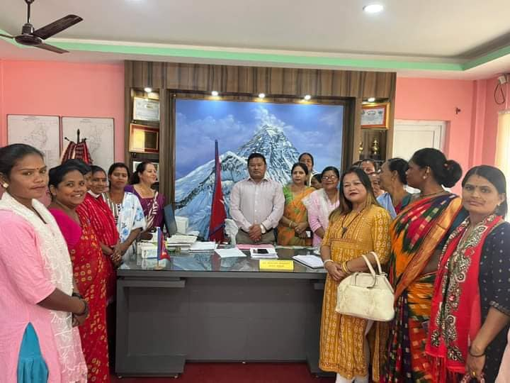 दुहवीका वडाध्यक्ष विरुद्ध उठ्यो आवाज,महिला जनप्रतिनिधिलाई प्रत्येक निर्णयमा अर्थपूर्ण सहभागि गराउनुपर्ने माग