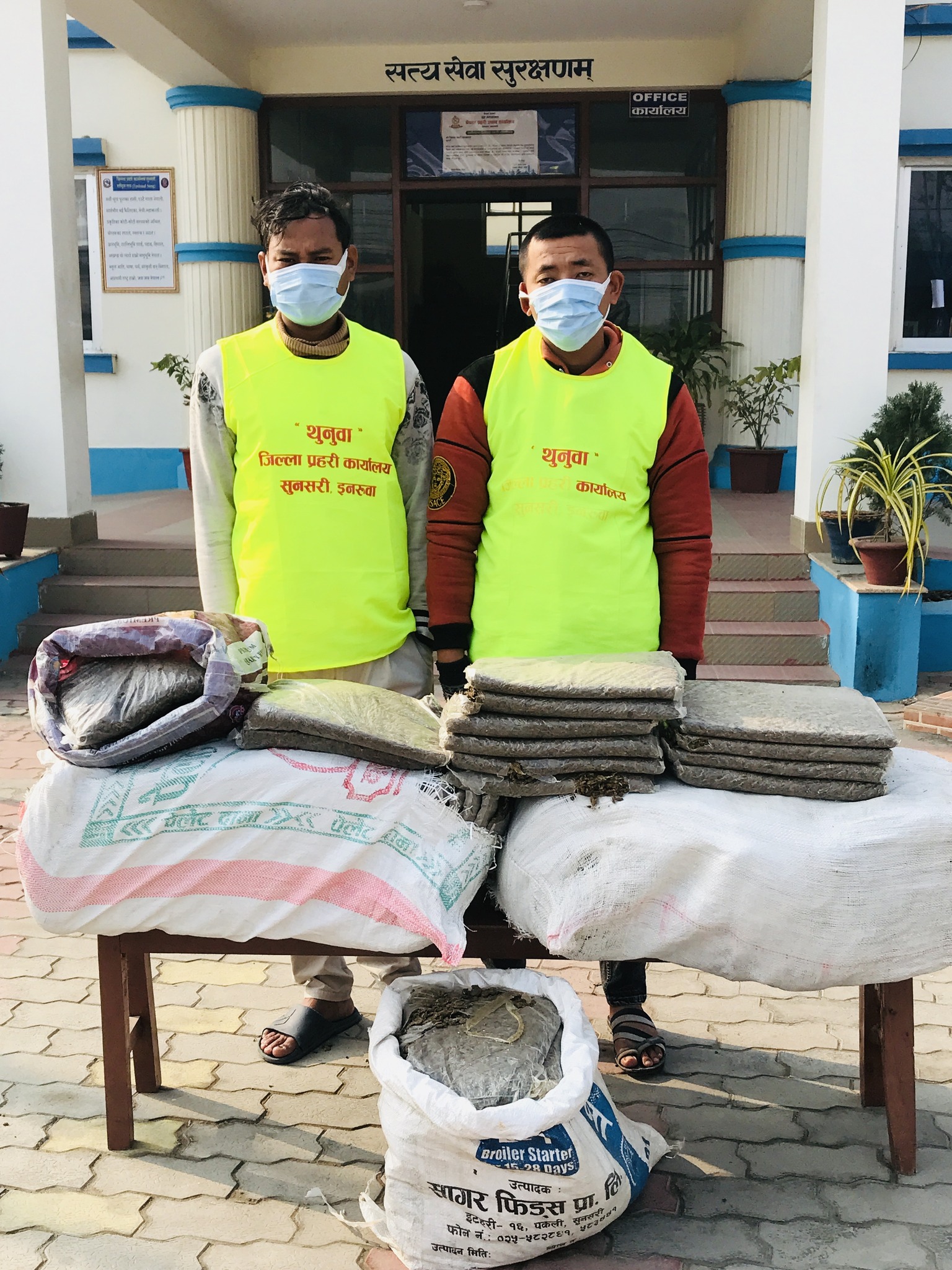 अबैध लागु औषध गाँजा सहित दुई जना पक्राउ