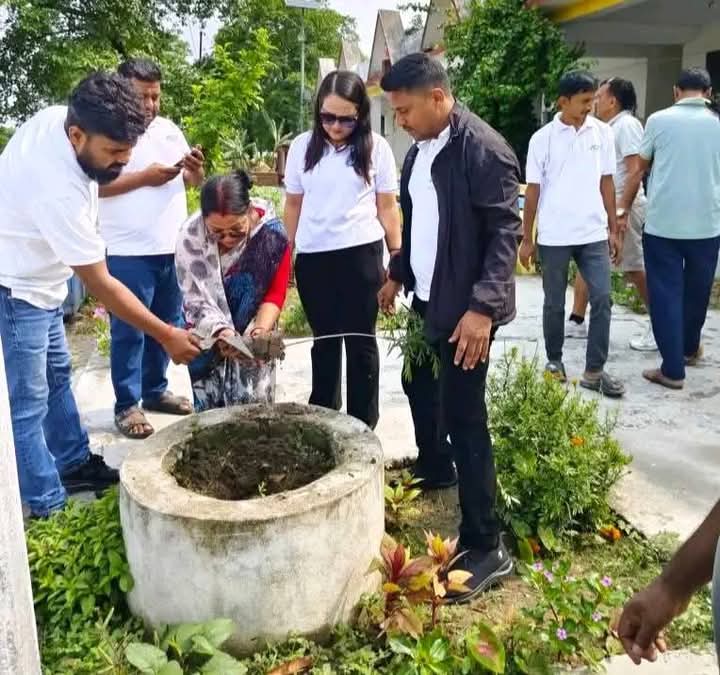 इनरुवाको स्वर्गद्वारीघाटमा इनरुवा जेसीजद्वारा वृक्षारोपण