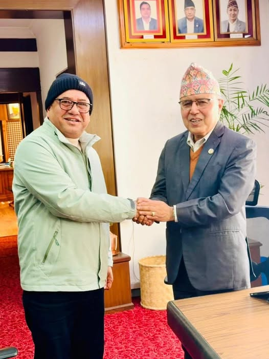 इनरुवाका प्रमुख भण्डारी र अर्थ मन्त्री खनाल बिच भेटघाट