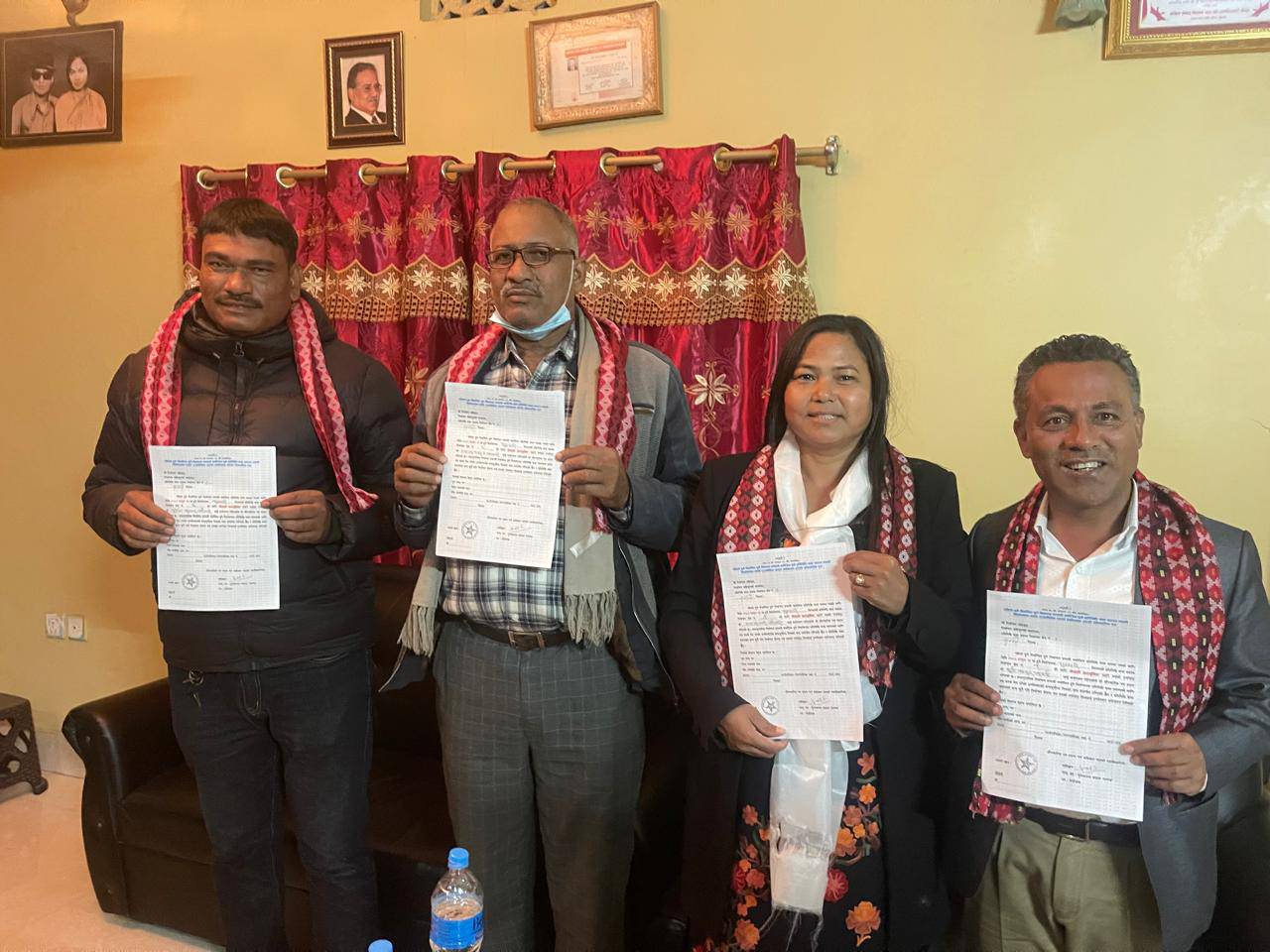 नेपाली कम्युनिष्ट पार्टीले दिउसो २ बजे उम्मेदवारको मनोनय दर्ता गराउदै