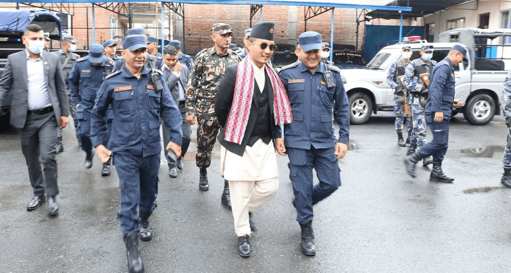 कानुन कार्यान्वयनमा दह्रोसँग उभिन सुरक्षाकर्मीलाई निर्देशन