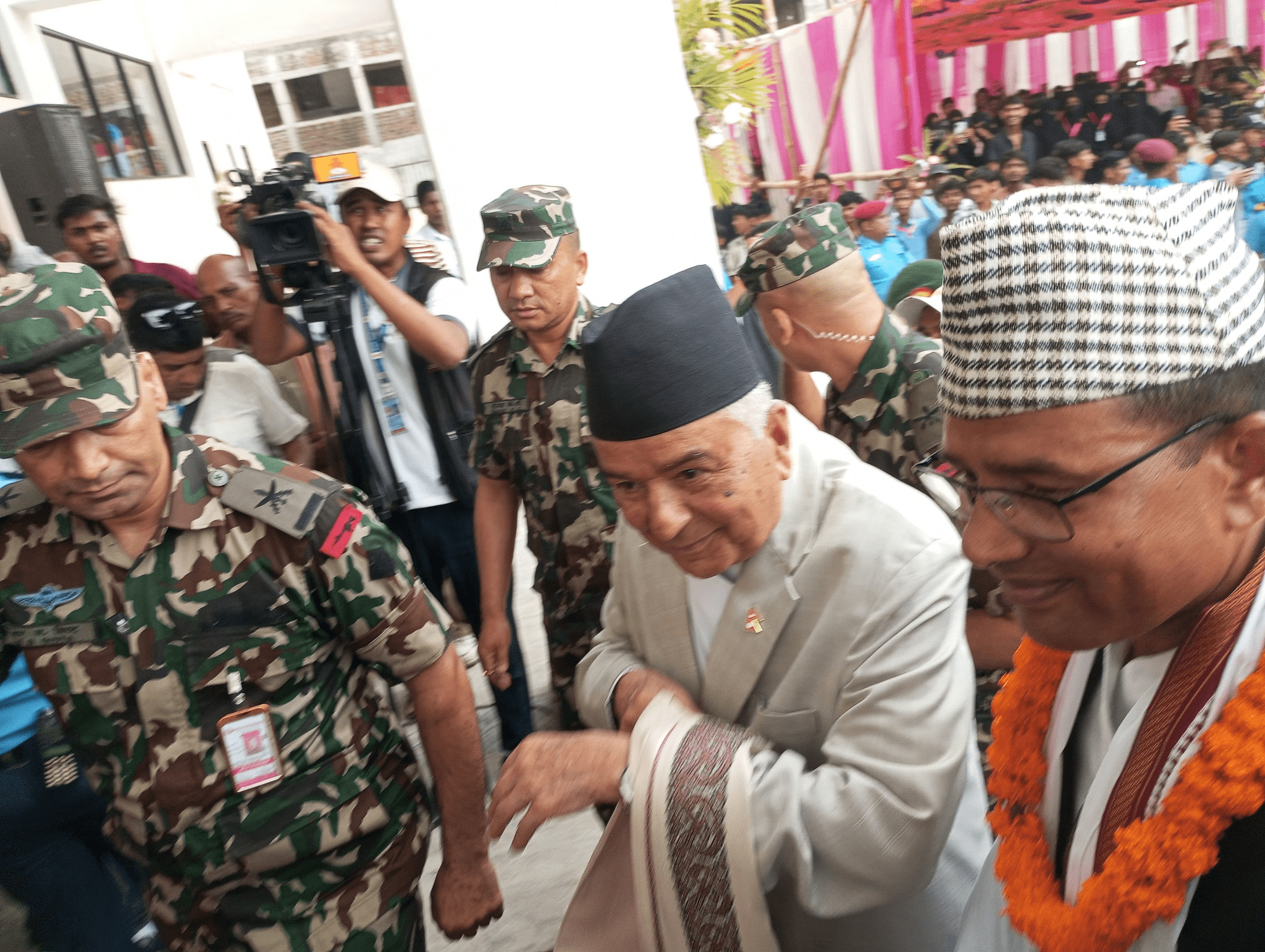 राष्ट्रपति रामचन्द्र पौडेलद्धारा लौकही सिटीहलको उद्घाटन